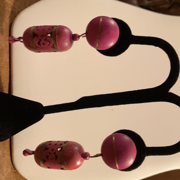 Light Purple Metal Clip Dangling Earrings - Picture 10 of 11